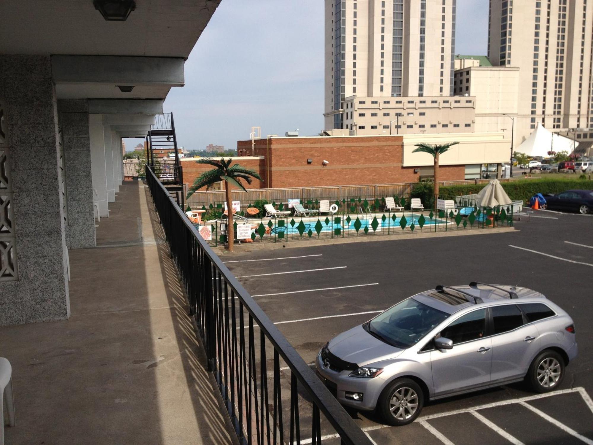Rainbow Motor Inn - Fallsview Niagara Falls Esterno foto